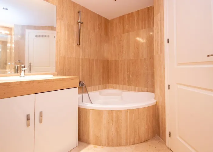 Ground Floor Apartment, Jardines De Santa Maria Elviria * Marbella