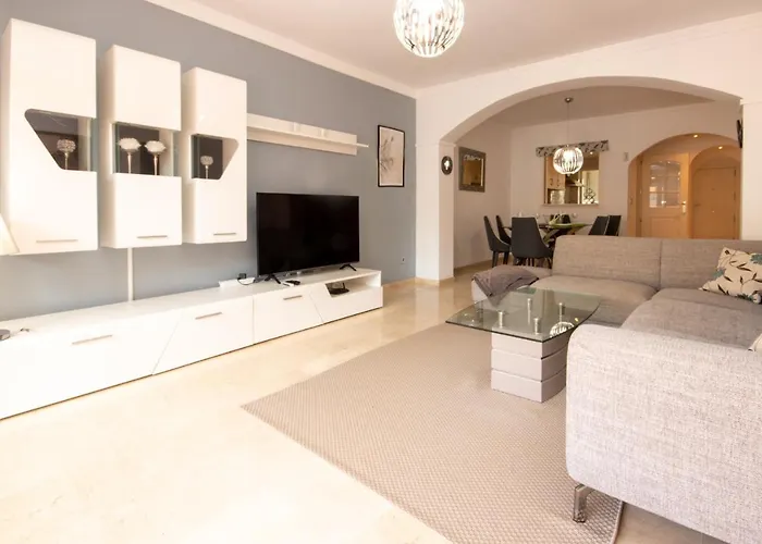 Ground Floor Apartment, Jardines De Santa Maria Elviria Daire *