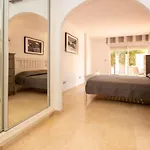 Апартаменти Ground Floor Apartment, Jardines De Santa Maria Elviria
