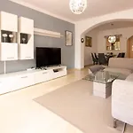Ground Floor Apartment, Jardines De Santa Maria Elviria Апартаменти *