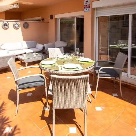 Ground Floor Apartment, Jardines De Santa Maria Elviria アパート *