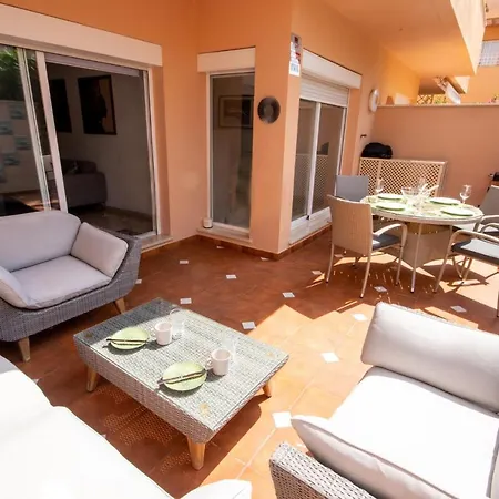 Апартаменти Ground Floor Apartment, Jardines De Santa Maria Elviria Марбелья