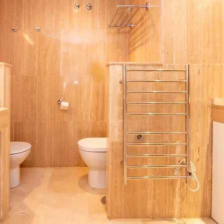 Ground Floor Apartment, Jardines De Santa Maria Elviria アパート マルベーリャ