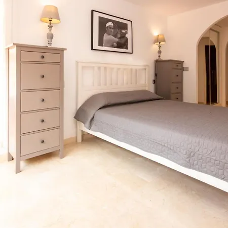 Ground Floor Apartment, Jardines De Santa Maria Elviria Апартаменти *